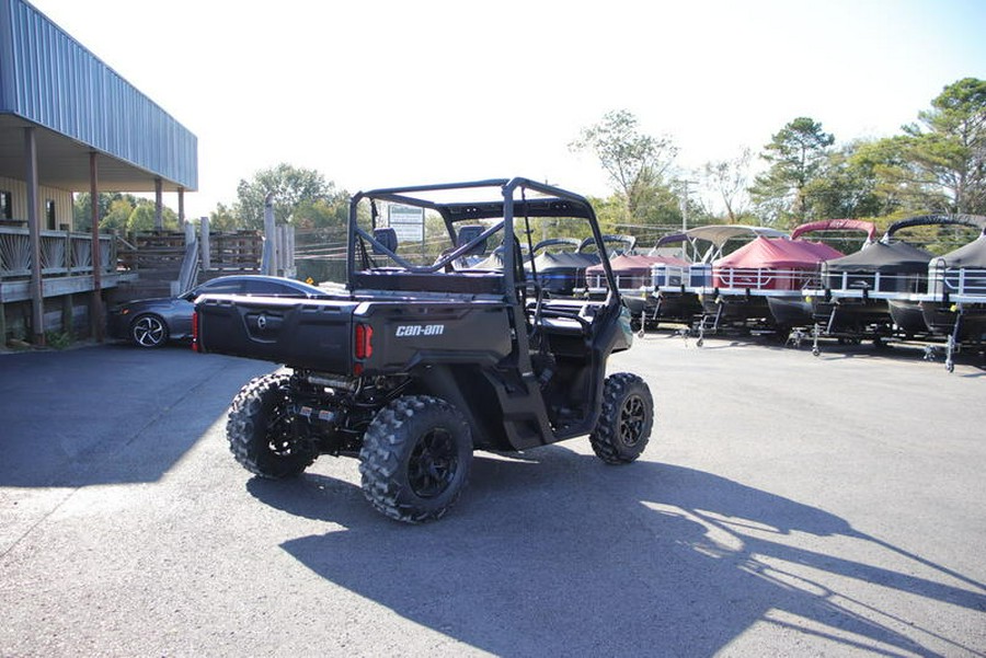 2025 Can-Am® Defender DPS HD9 Compass Green