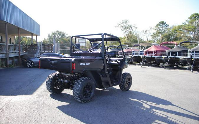 2025 Can-Am® Defender DPS HD9 Compass Green