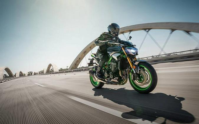 2025 Kawasaki ZR900TSFNL