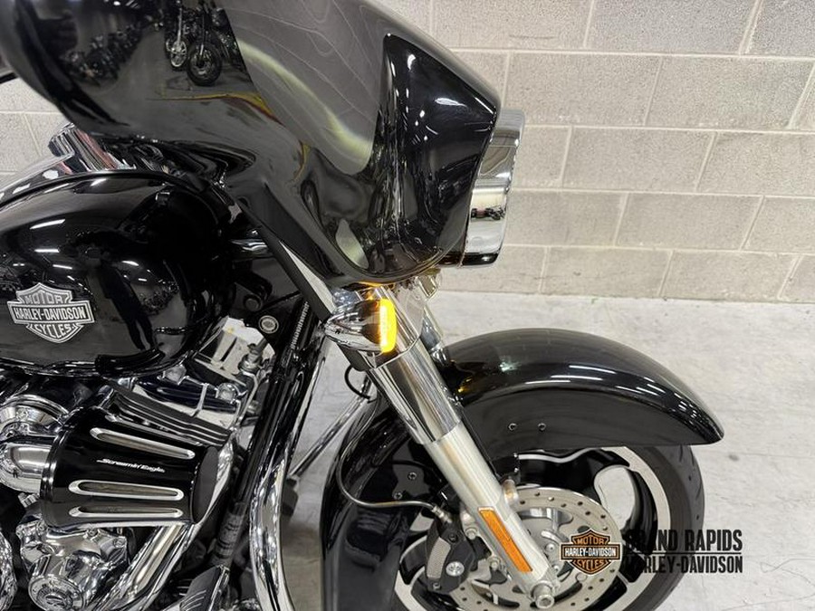 2012 Harley-Davidson® FLHX - Street Glide®