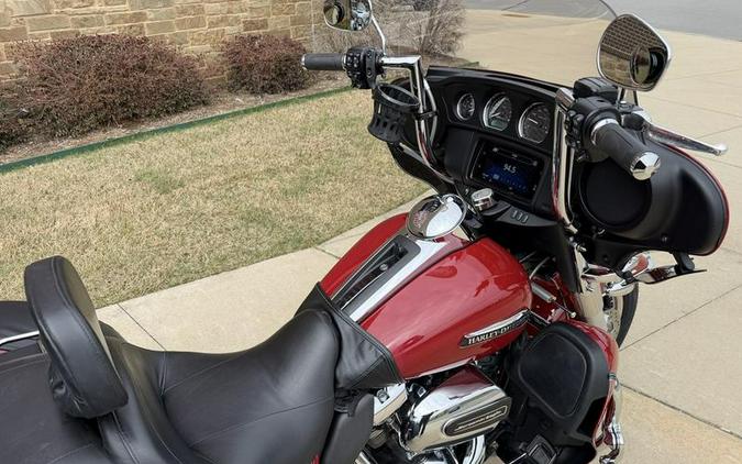 2021 Harley-Davidson® FLHTCUTG - Tri Glide® Ultra