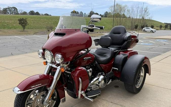 2021 Harley-Davidson® FLHTCUTG - Tri Glide® Ultra