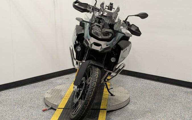 2026 BMW F 900 GS Adventure