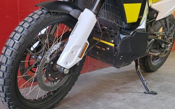 2023 Husqvarna Norden 901
