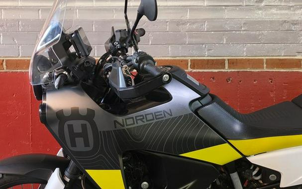 2023 Husqvarna Norden 901