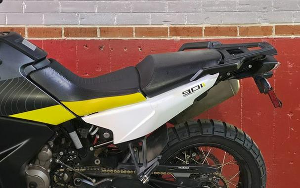 2023 Husqvarna Norden 901