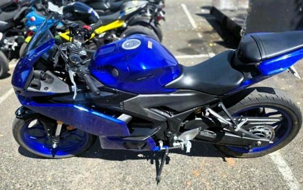 2025 Yamaha YZF R3