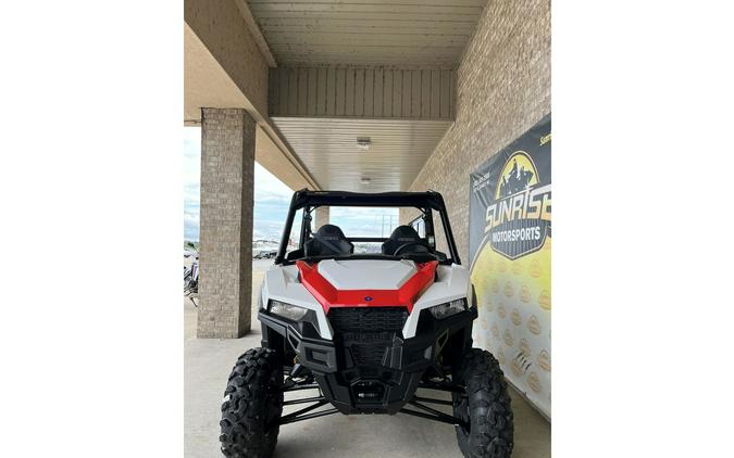 2023 Polaris Industries GENERAL 1000 Sport White Lightning