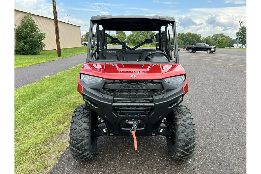 2025 Polaris Industries RANGER CREW XP 1000 PREMIUM - SUNSET RED Premium