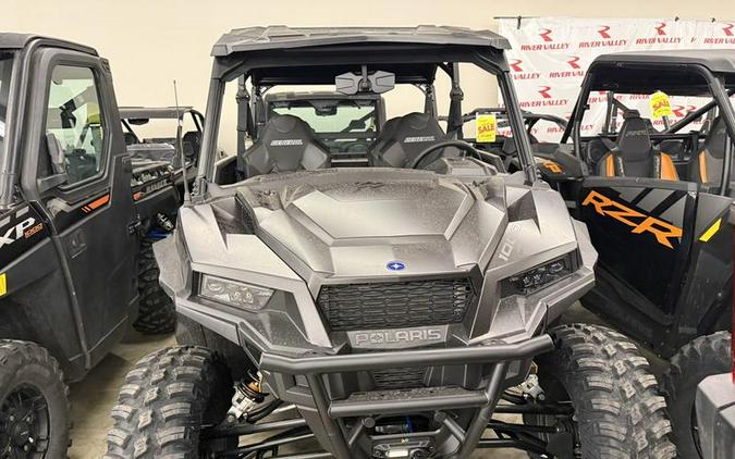 2026 Polaris® General XP 4 1000 Premium