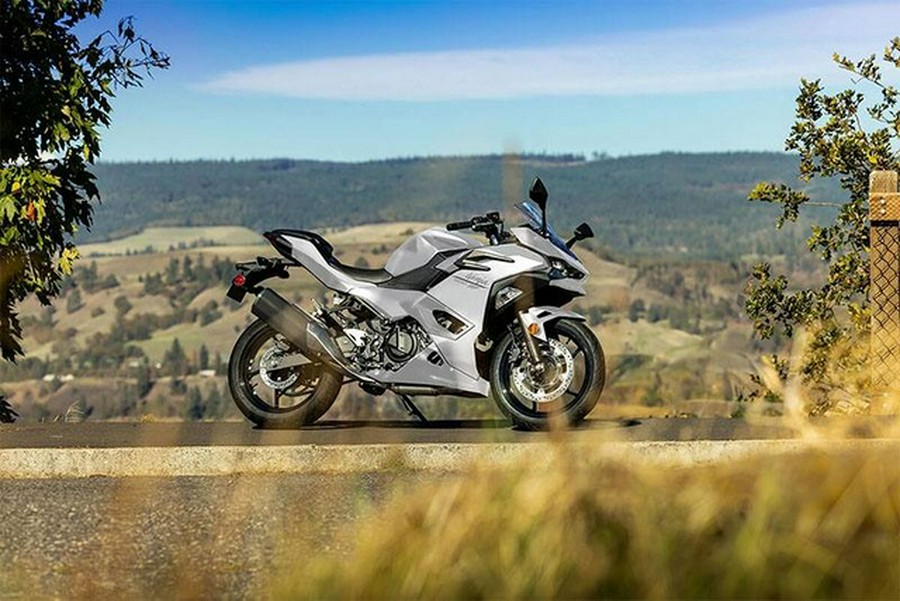 2025 Kawasaki Ninja 500