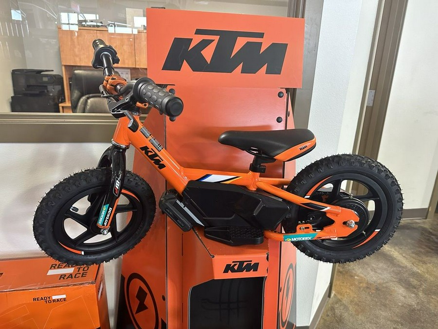 2022 KTM 12eDrive