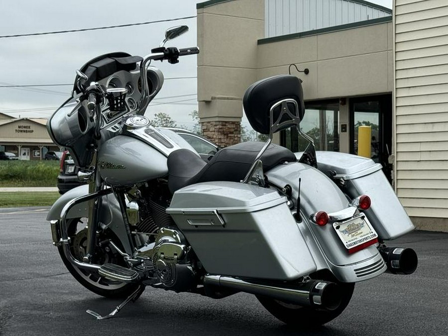 2010 Harley-Davidson® FLHX - Street Glide®