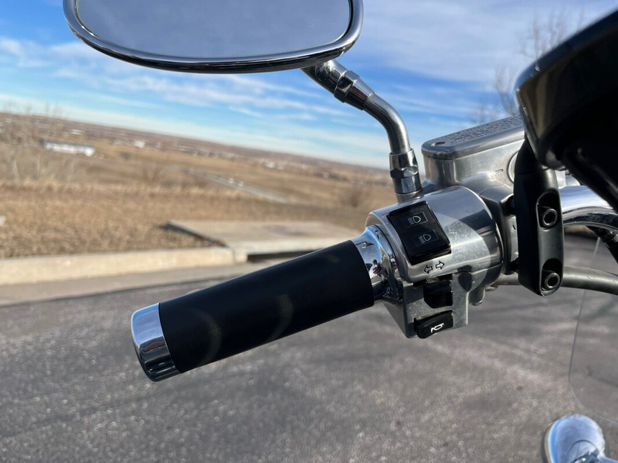 2007 Honda VTX1800T Spec 2