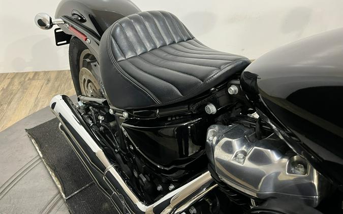 2023 Harley-Davidson Softail® Standard