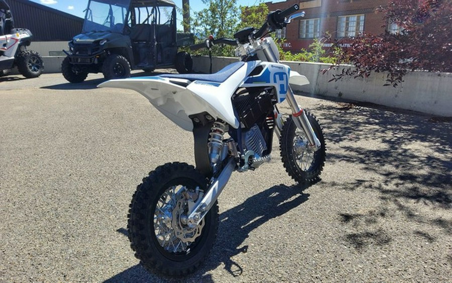 2024 Husqvarna EE 5