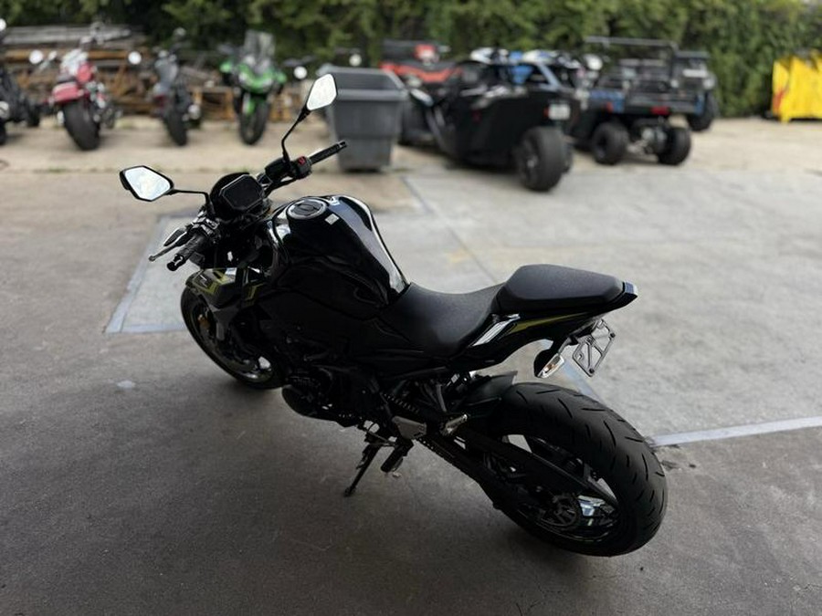 2024 Kawasaki Z900 ABS Candy Persimmon Red/Ebony