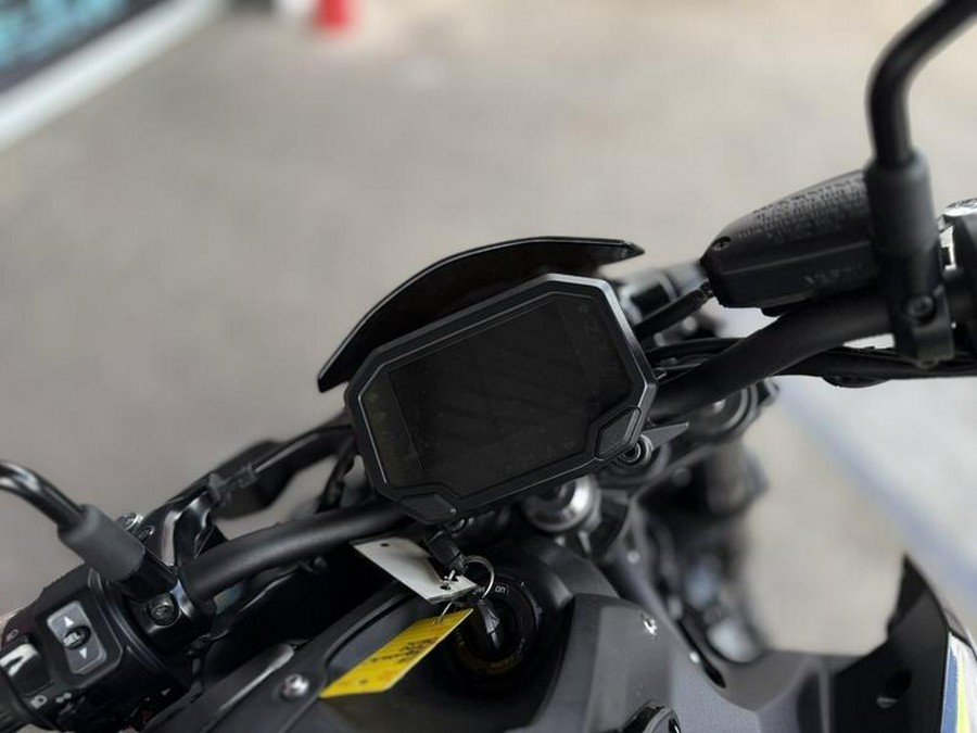 2024 Kawasaki Z900 ABS Candy Persimmon Red/Ebony