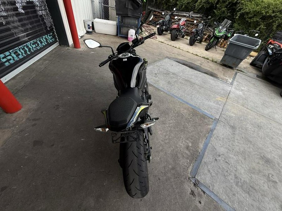 2024 Kawasaki Z900 ABS Candy Persimmon Red/Ebony