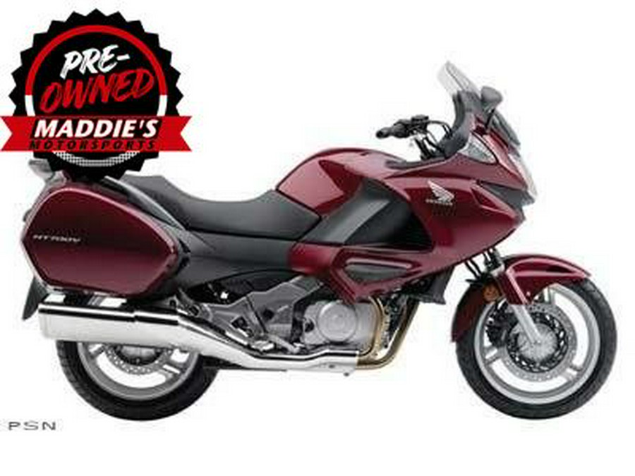 2010 Honda NT700V