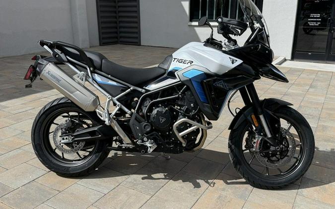 2026 Triumph Tiger 900 Alpine Edition