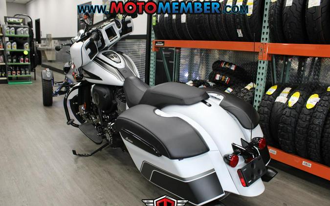 2024 Indian Motorcycle CHIEFTAN DARK HORSE WHITE METALLIC SMOKE N24TCDBBAP