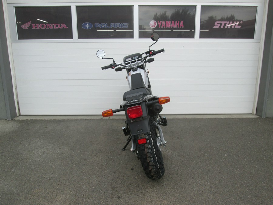 2027 TW200 - Yamaha