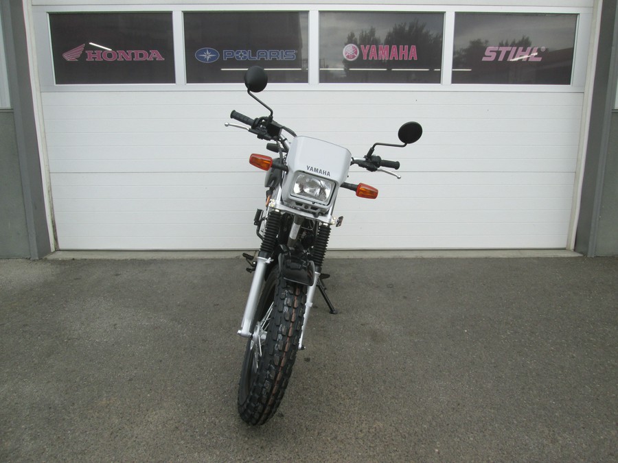 2027 TW200 - Yamaha