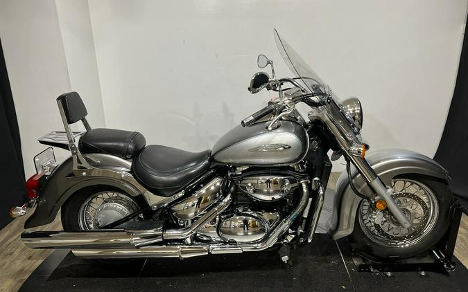 2002 Suzuki Motor of America Inc. Intruder Volusia 800