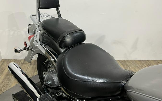 2002 Suzuki Motor of America Inc. Intruder Volusia 800