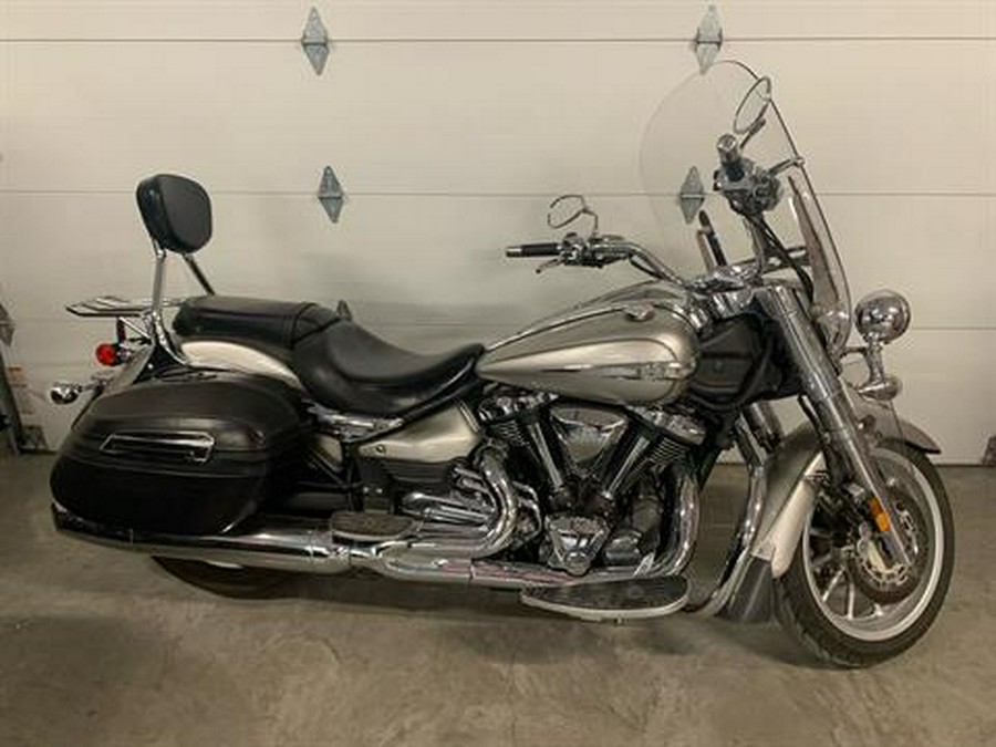 2014 Yamaha Stratoliner S