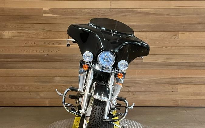 2015 Harley-Davidson Softail® Deluxe