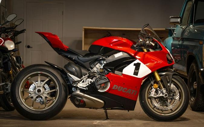 2020 Ducati Panigale V4 25° Anniversario 916