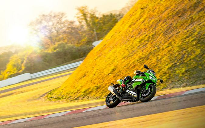 2025 Kawasaki Ninja ZX-4RR KRT Edition ABS