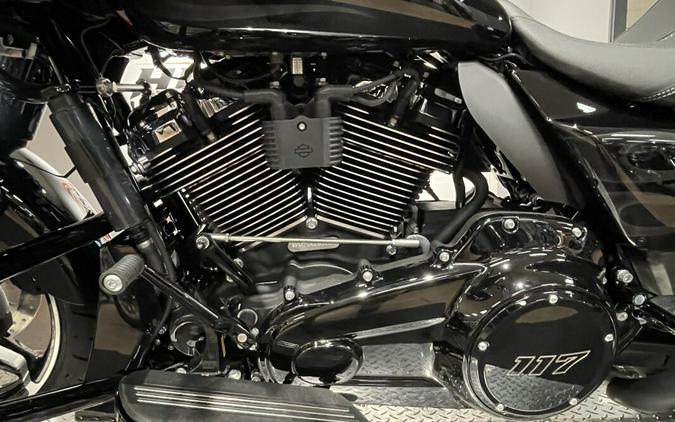 2025 Harley-Davidson Road Glide – Premium Touring Experience