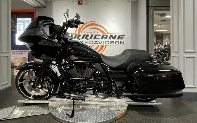 2025 Harley-Davidson Road Glide – Premium Touring Experience