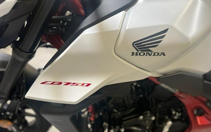 2025 Honda CB750 Hornet