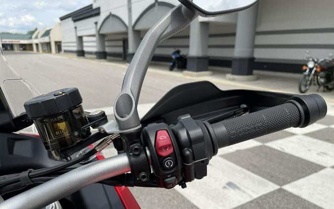 2026 Ducati Multistrada V2 - DEMO -