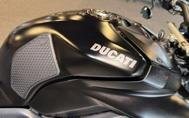 Used 2022 Ducati Streetfighter V4S