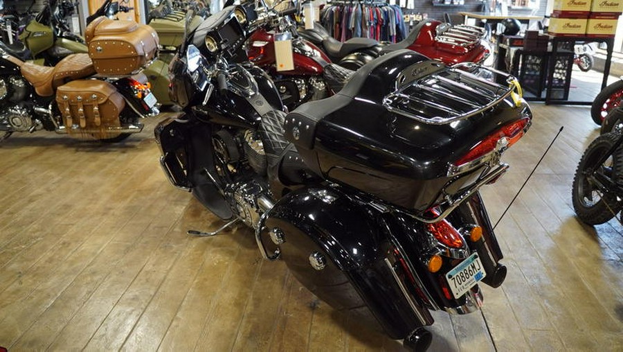 2019 Indian Motorcycle® Roadmaster® Thunder Black