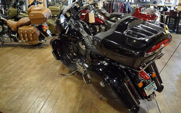 2019 Indian Motorcycle® Roadmaster® Thunder Black