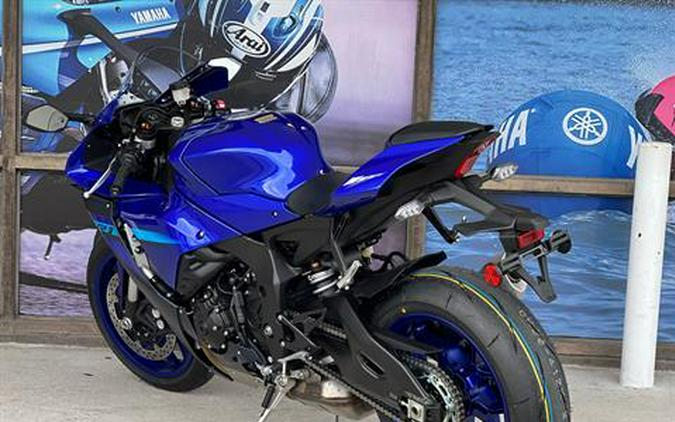 2024 Yamaha YZF-R1