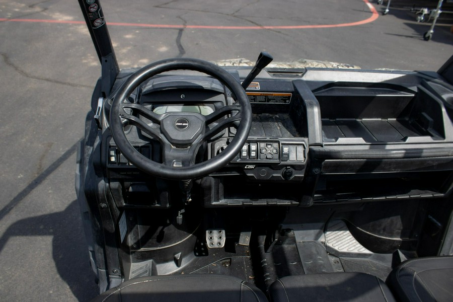 2023 CAN-AM DEFENDER MAX XMR HD10
