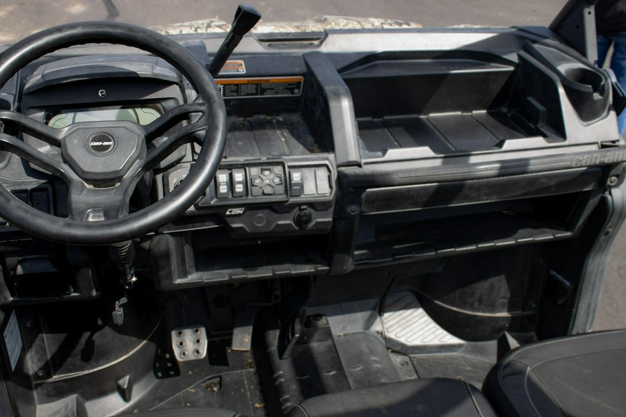 2023 CAN-AM DEFENDER MAX XMR HD10