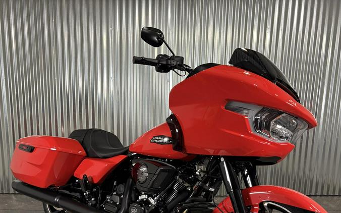 2026 Harley-Davidson Road Glide Blood Orange Black Trim