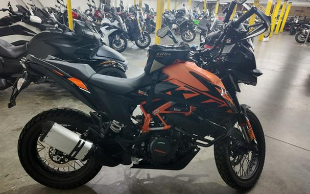 2024 KTM Adventure 390