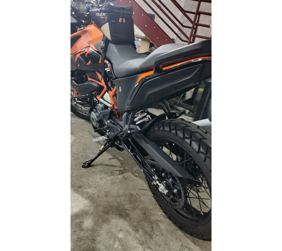 2024 KTM Adventure 390
