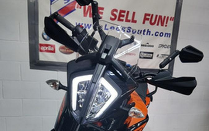 2024 KTM Adventure 390