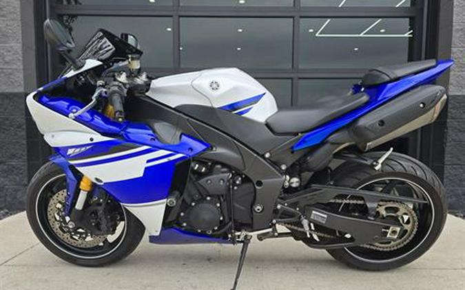 2014 Yamaha YZF-R1