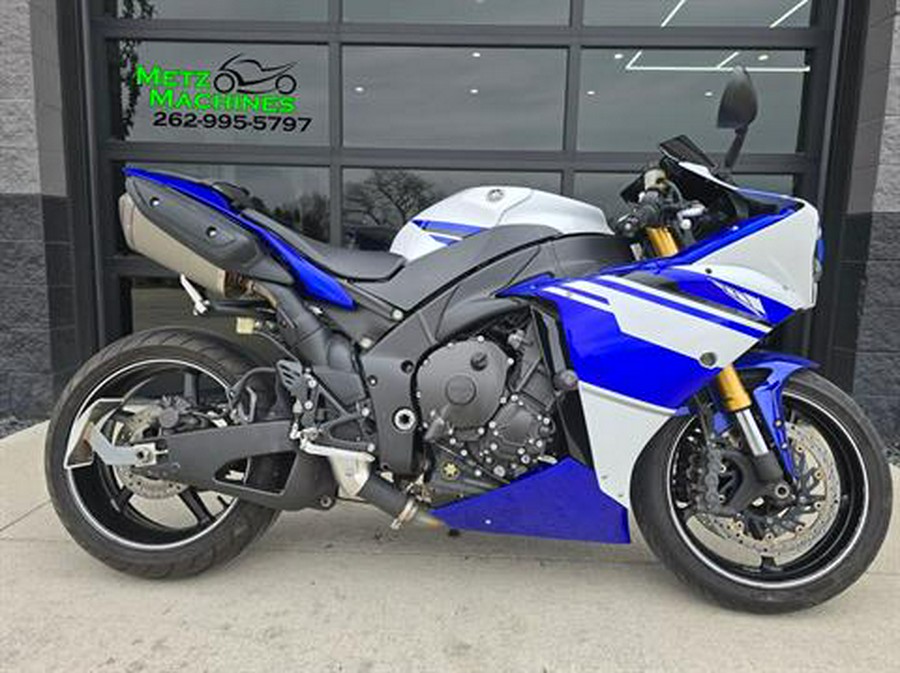 2014 Yamaha YZF-R1